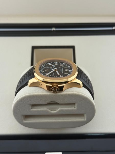 Patek Philippe Aquanaut 5164R-001